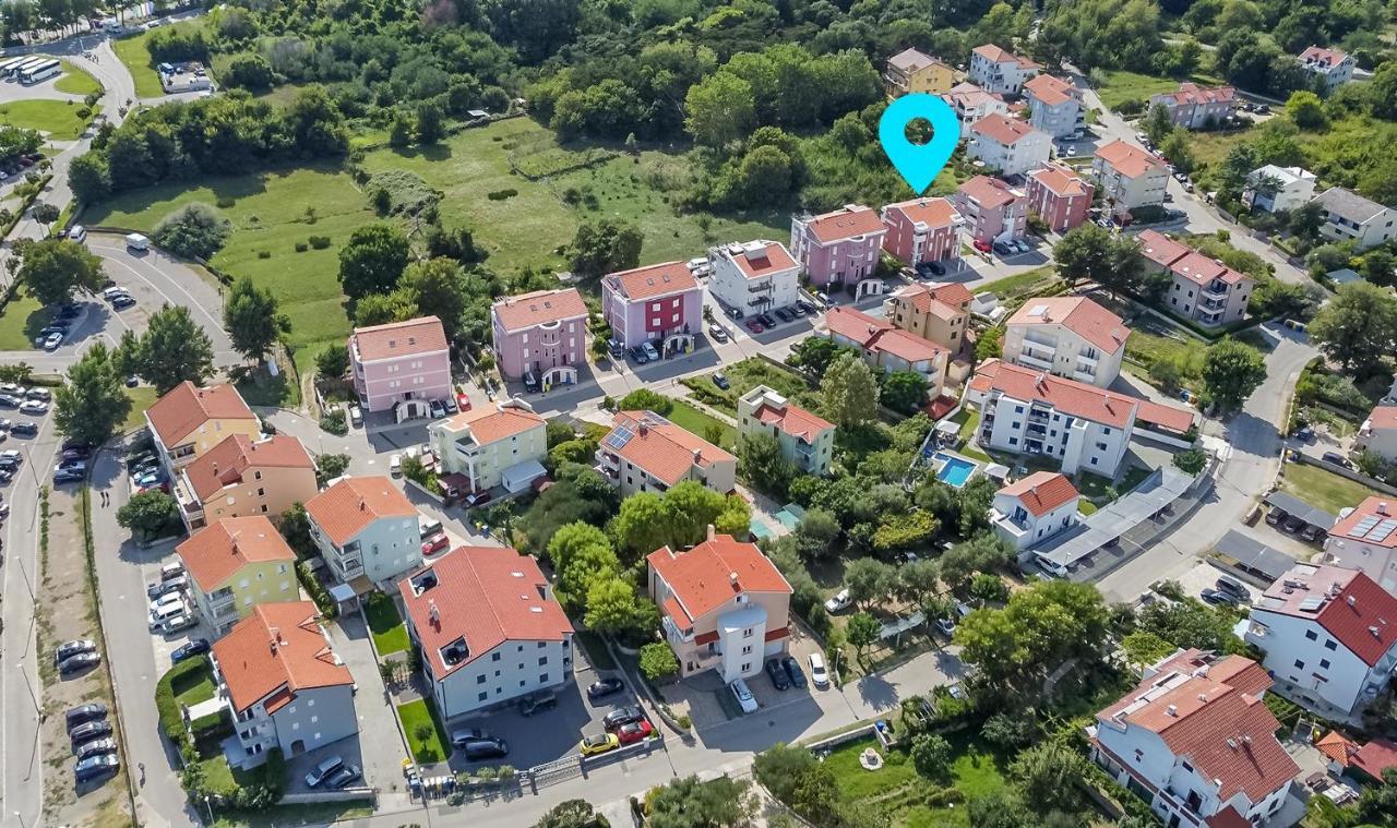 Apartments Melania & Antonia Baška Exteriör bild